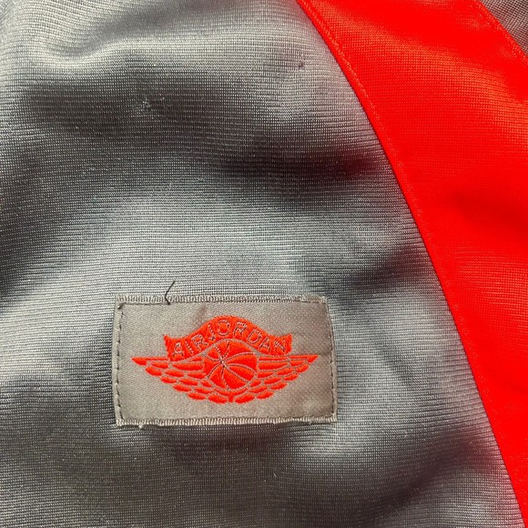 Nike Air Jordan Varsity Jacket Button Front M Youth Black Red Preowned - Picture 2 of 7